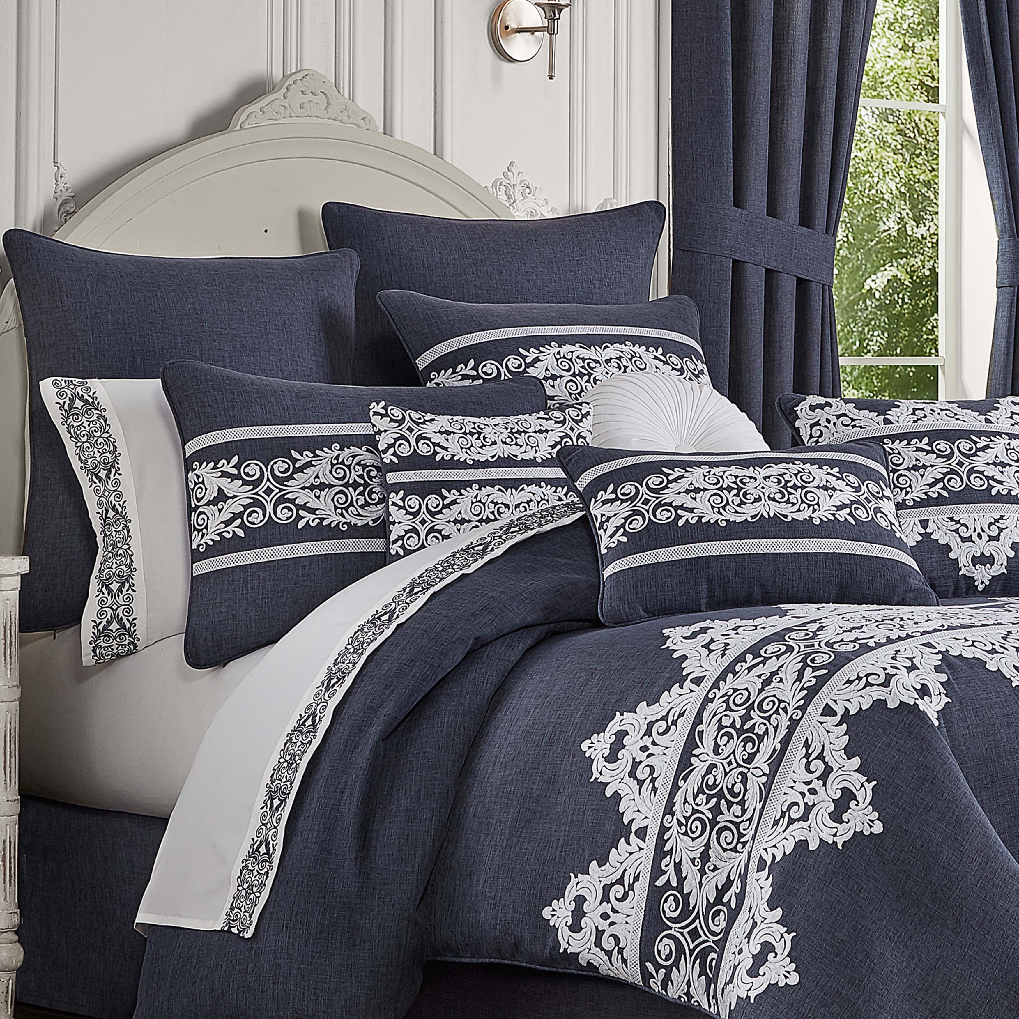 Shelburne Indigo 4-Piece Comforter Set By J Queen